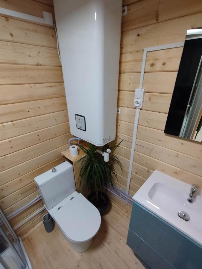 Tiny House Toute Equipee Avec Jardin Saint-Florent-sur-Cher Екстериор снимка
