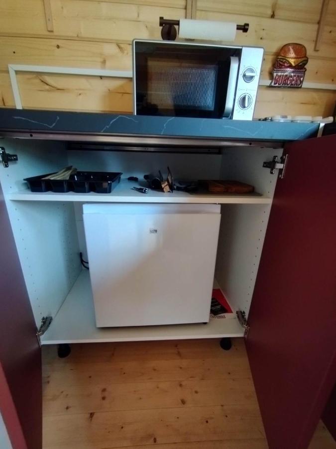 Tiny House Toute Equipee Avec Jardin Saint-Florent-sur-Cher Екстериор снимка